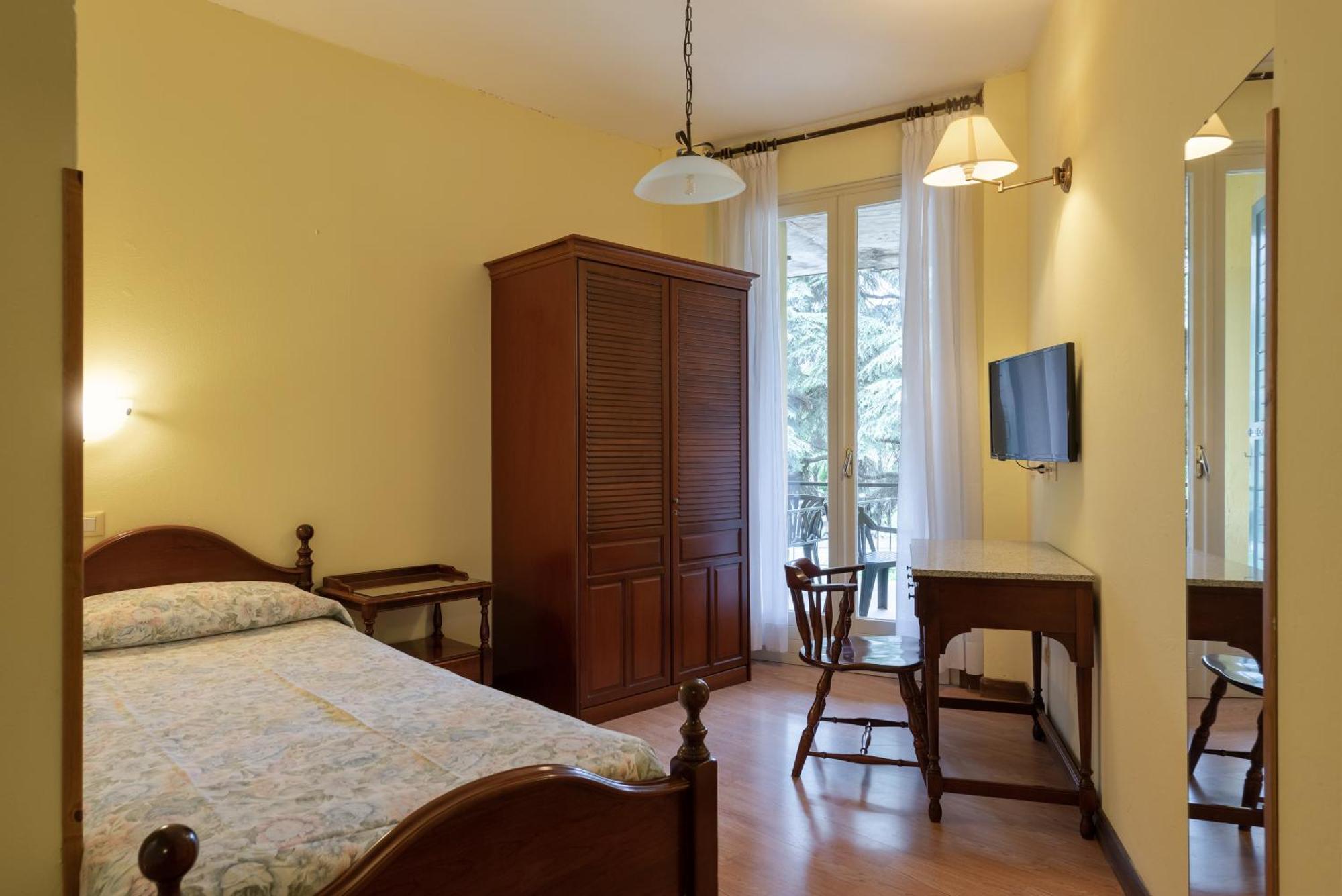 Single Room,1610236422:JPEG